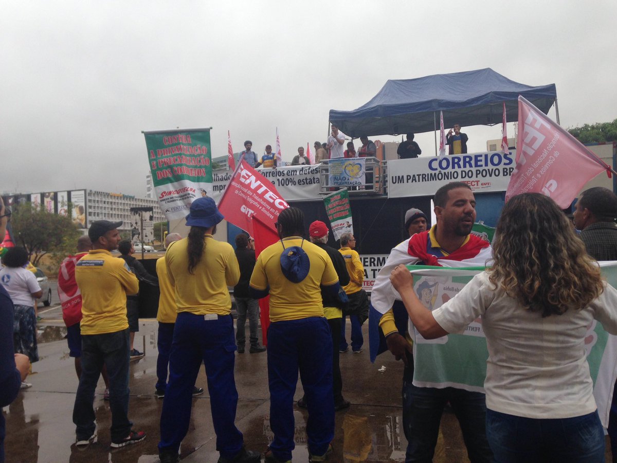 La lucha de los trabajadores de los Correos de Brasil, en la voz de los ...